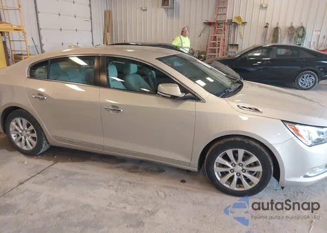 2015 Buick Lacrosse Leather из США, поврежденный, VIN 1G4GB5GR2FF226052